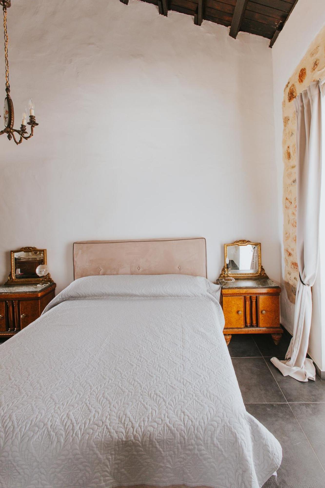 Cosi Priziusi Bed & Breakfast Vizzini Exterior photo